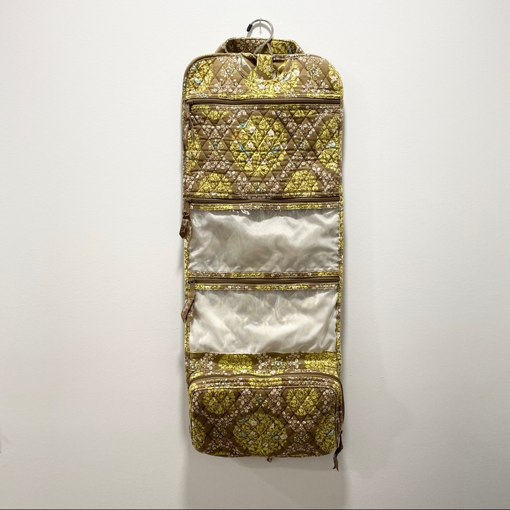 Vera Bradley hanging organizer retired pattern!